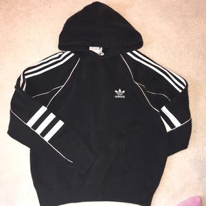 Adidas Sweatshirt